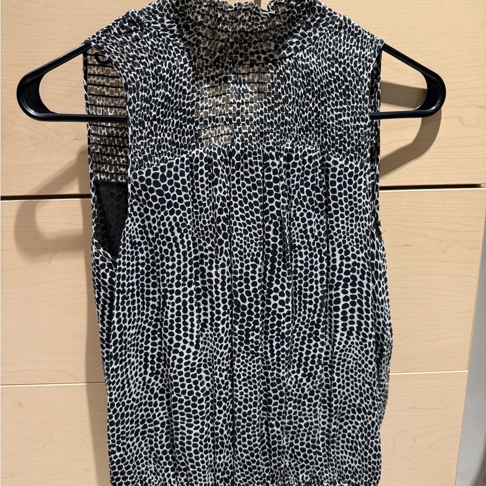 Ramy brook sleeveless silk blouse fully lined size small in perfect condition
